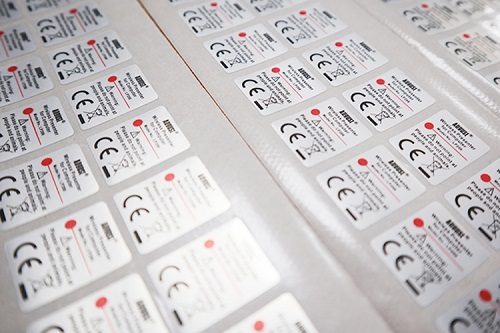 ���y���y�������z�˺�